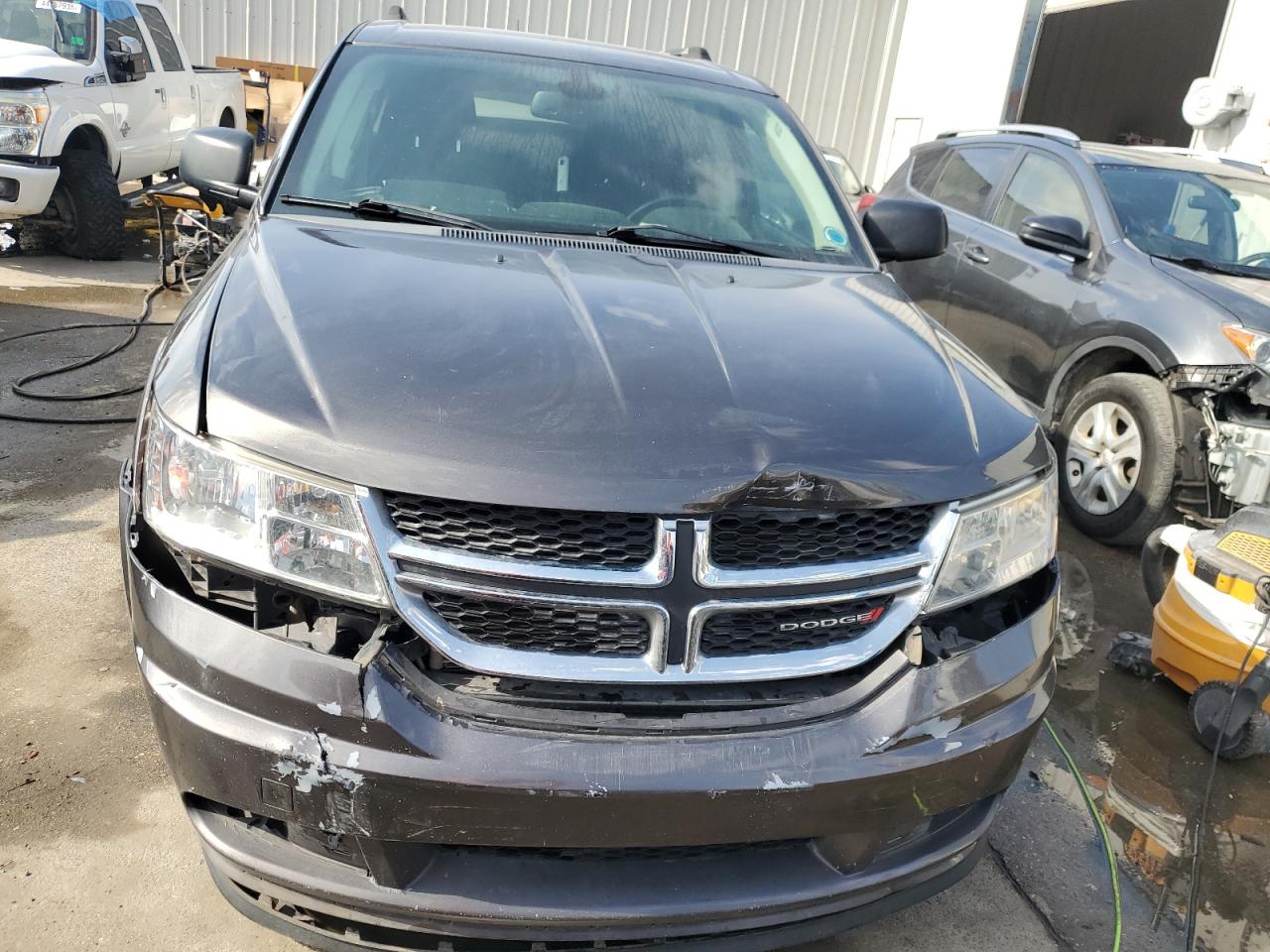 2018 Dodge Journey Se VIN: 3C4PDCAB1JT385321 Lot: 44560045