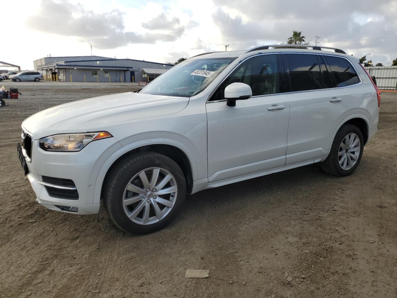 2016 Volvo Xc90 T6 VIN: YV4A22PK8G1045772 Lot: 45231845