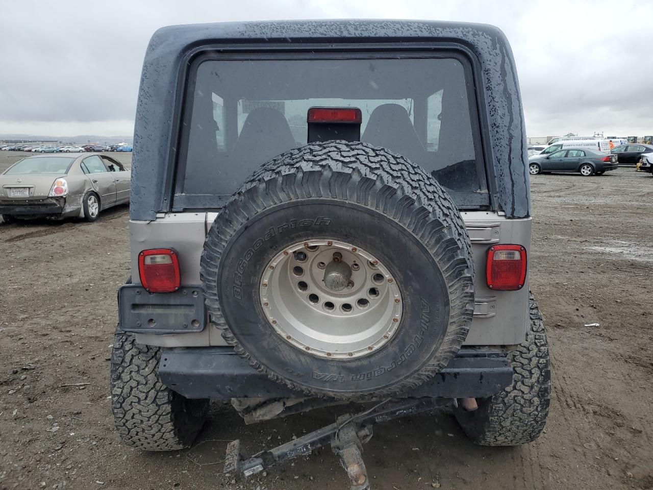 2000 Jeep Wrangler / Tj Sport VIN: 1J4FA49S8YP776795 Lot: 45239775