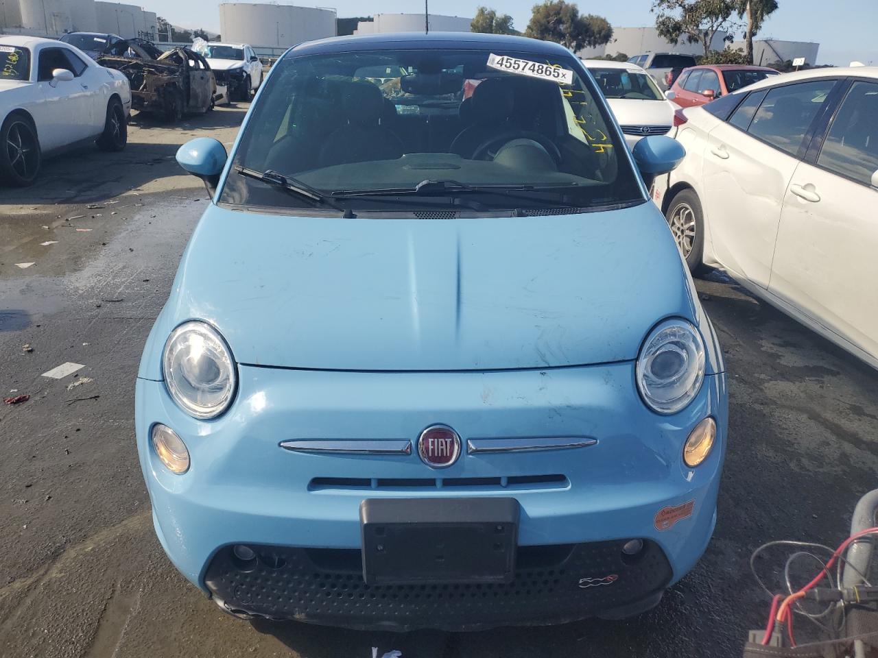 2017 Fiat 500 Electric VIN: 3C3CFFGE8HT563364 Lot: 45574865