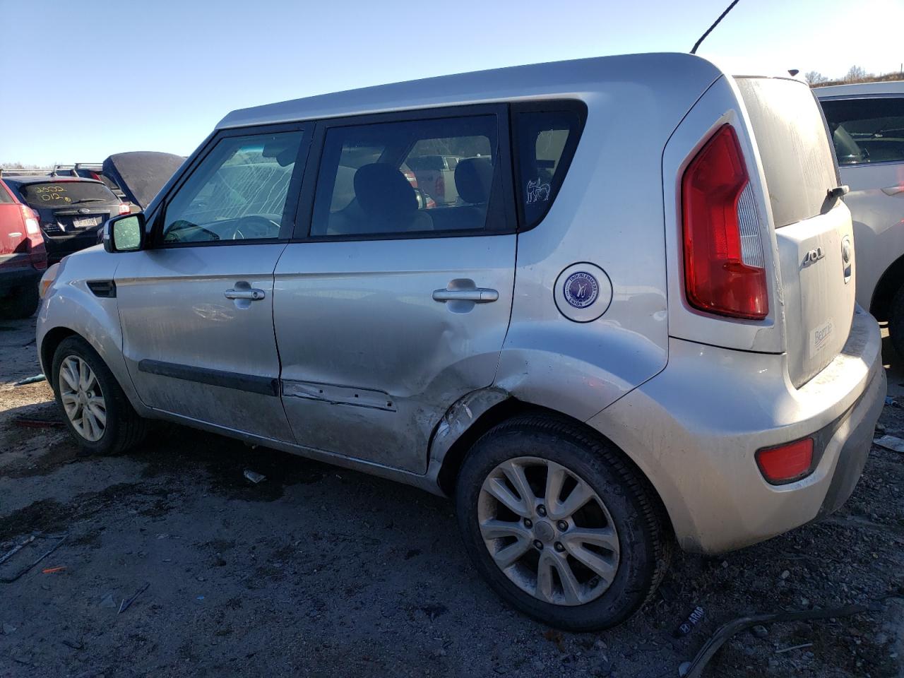 2013 Kia Soul + VIN: KNDJT2A61D7523020 Lot: 43920795