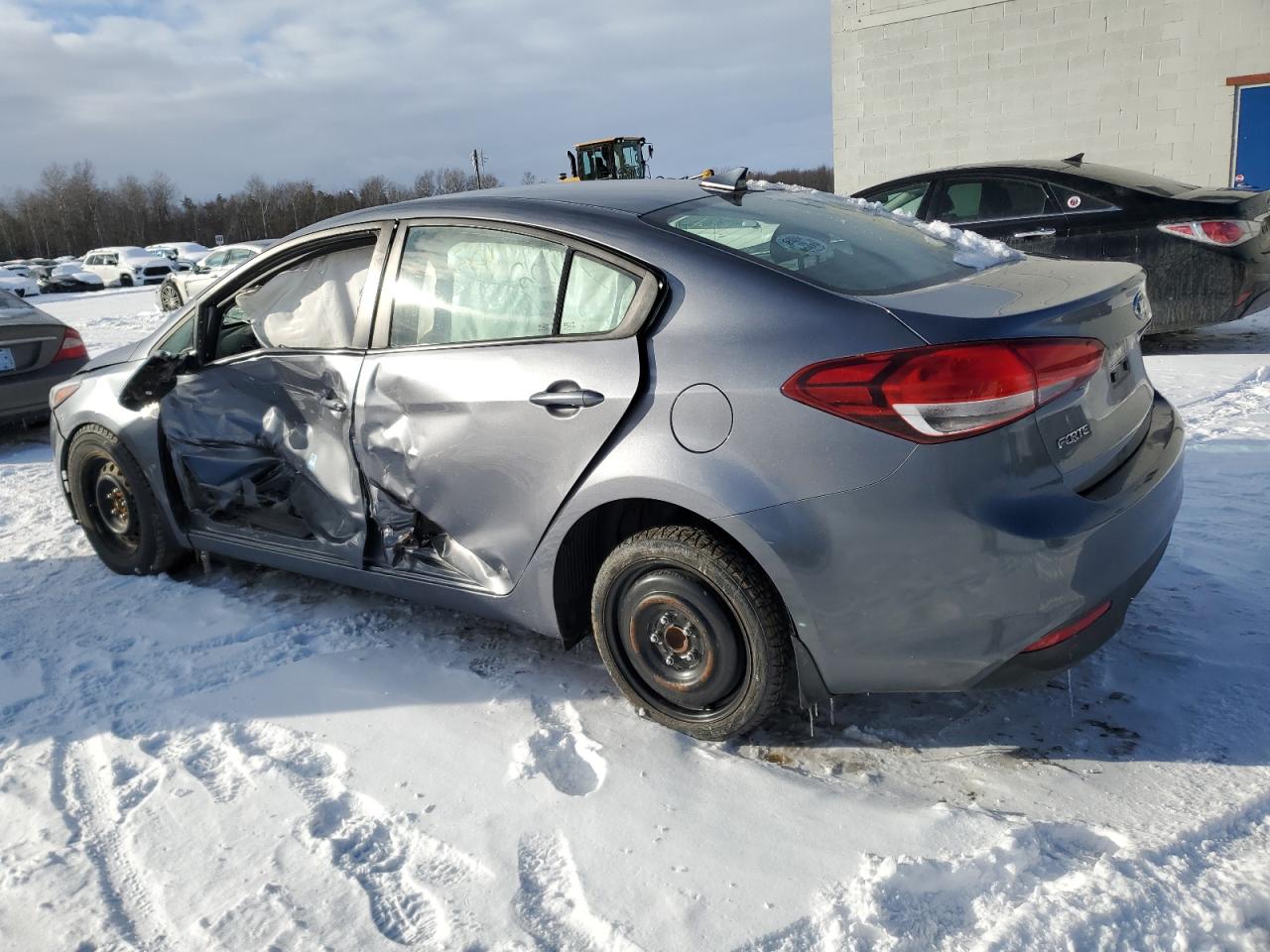 2018 Kia Forte Lx VIN: 3KPFL4A74JE251990 Lot: 44372035