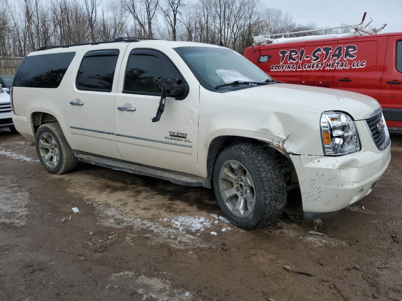 2011 GMC Yukon Xl C1500 Slt VIN: 1GKS1KE06BR217663 Lot: 43960245