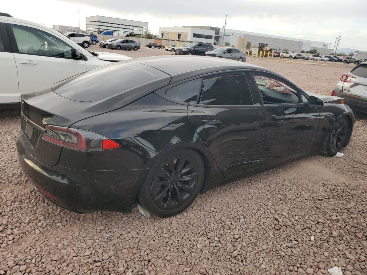 2017 Tesla Model S VIN: 5YJSA1E15HF218686 Lot: 44689465