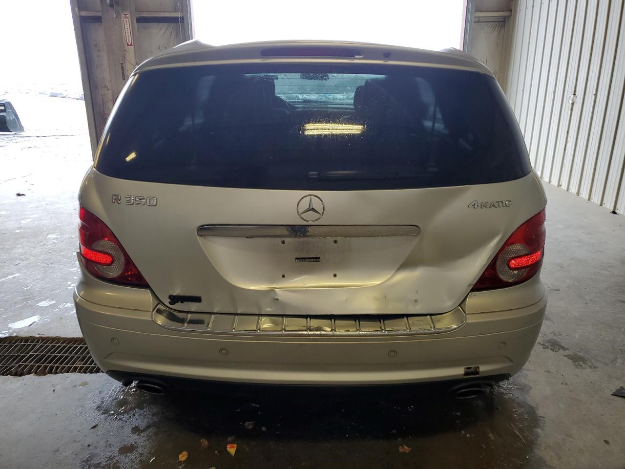 4JGCB65E89A098471 2009 Mercedes-Benz R 350 4Matic