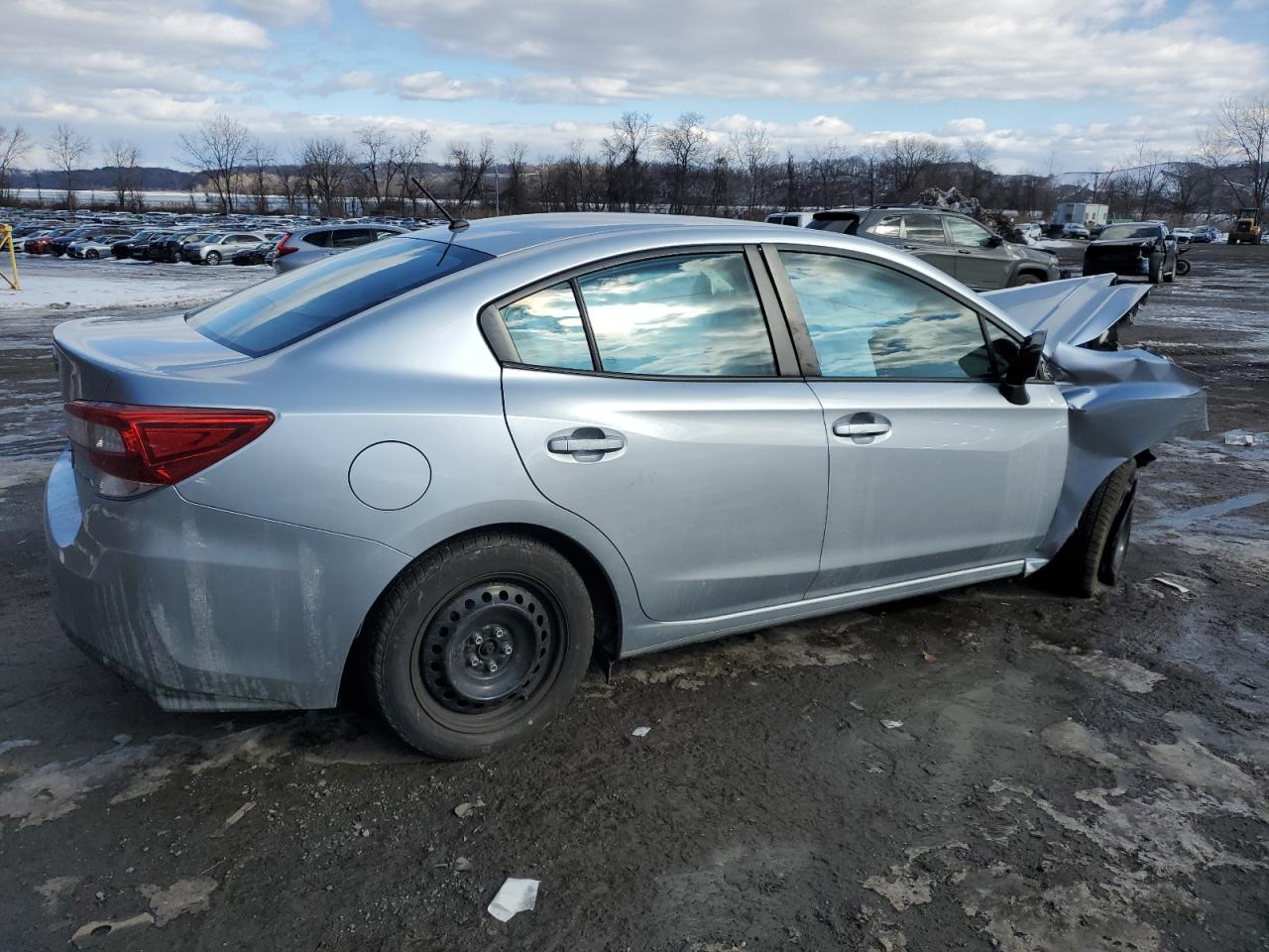 2018 Subaru Impreza VIN: 4S3GKAA69J3621402 Lot: 45344695