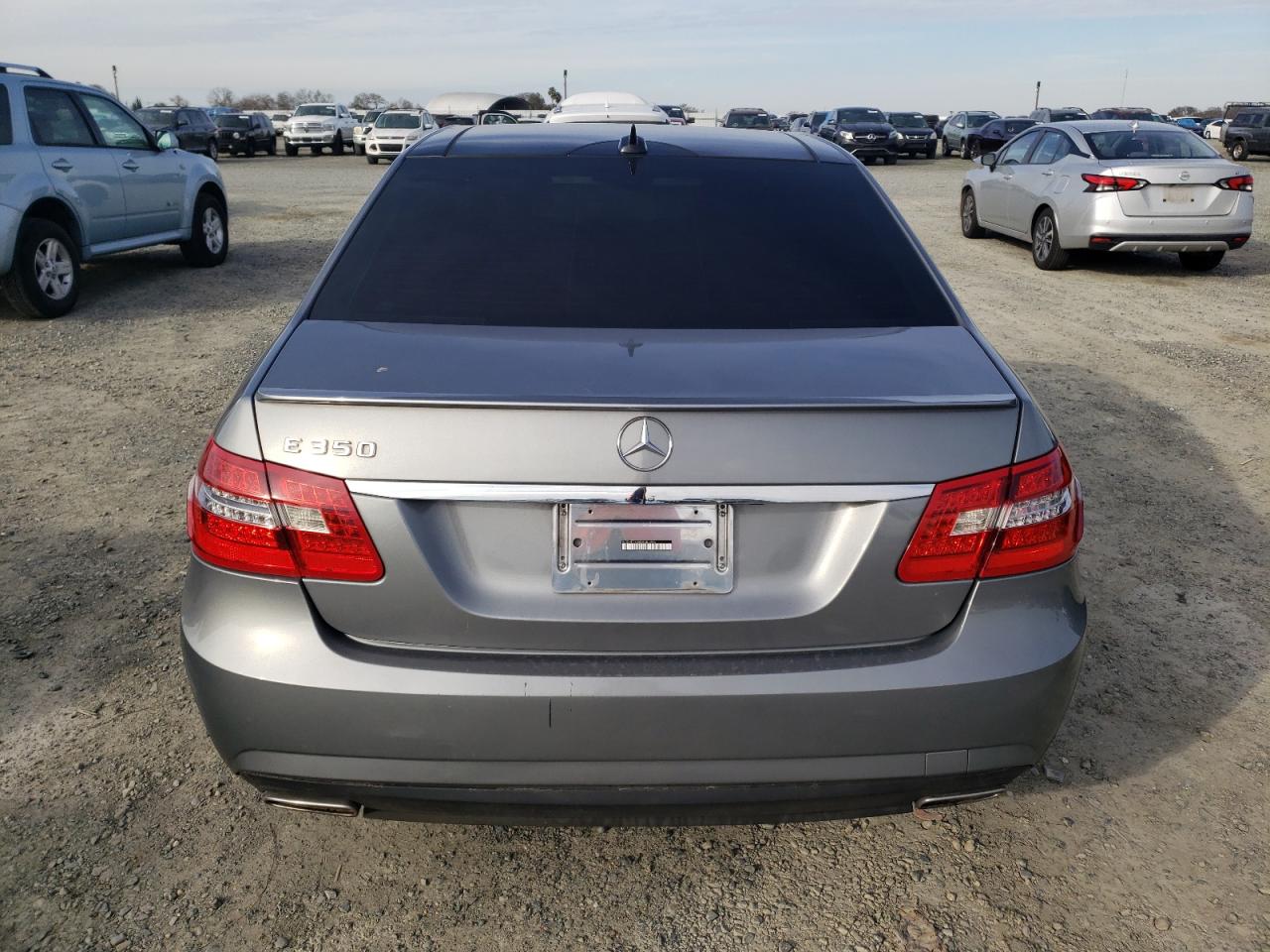 2013 Mercedes-Benz E 350 VIN: WDDHF5KB9DA683996 Lot: 45133445