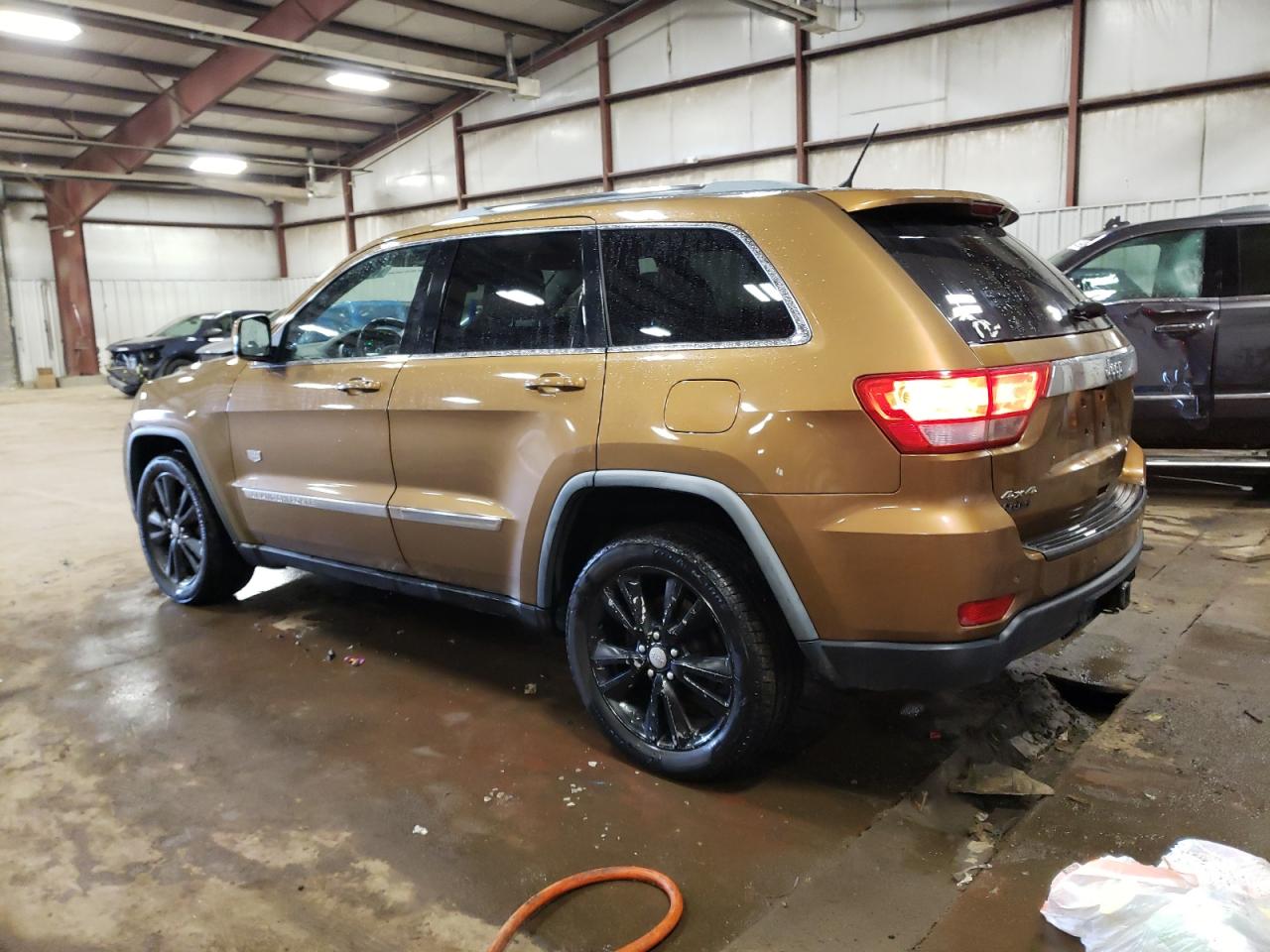 2011 Jeep Grand Cherokee Laredo VIN: 1J4RR4GG2BC675304 Lot: 44310615