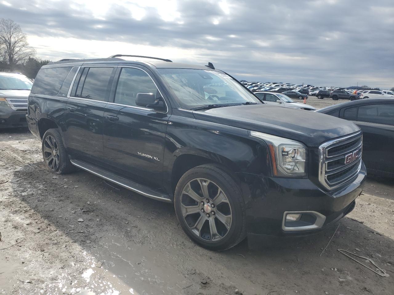 2016 GMC Yukon Xl C1500 Slt VIN: 1GKS1GKC3GR370200 Lot: 44566575