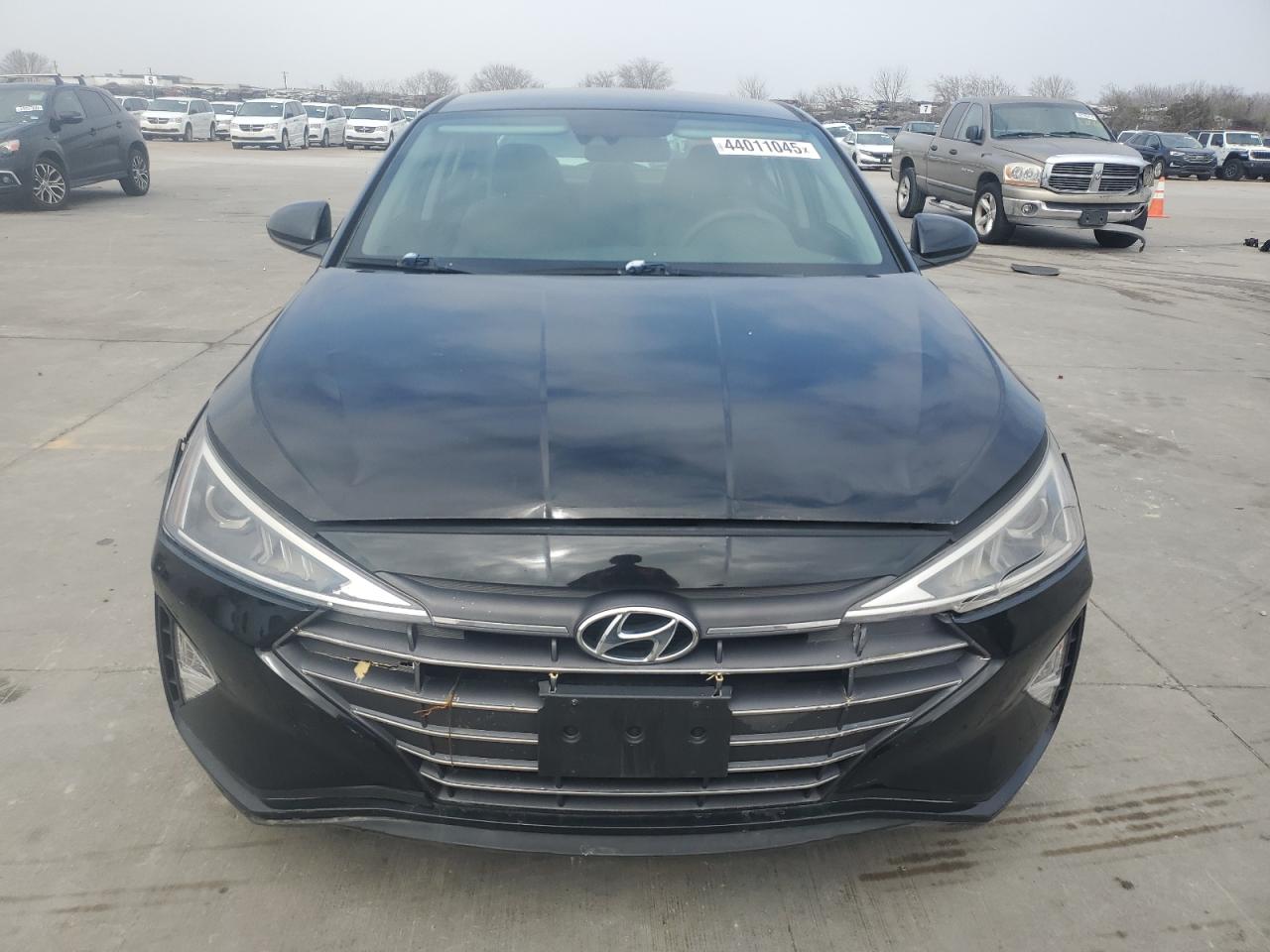 2019 Hyundai Elantra Sel VIN: KMHD84LF7KU731100 Lot: 44011045