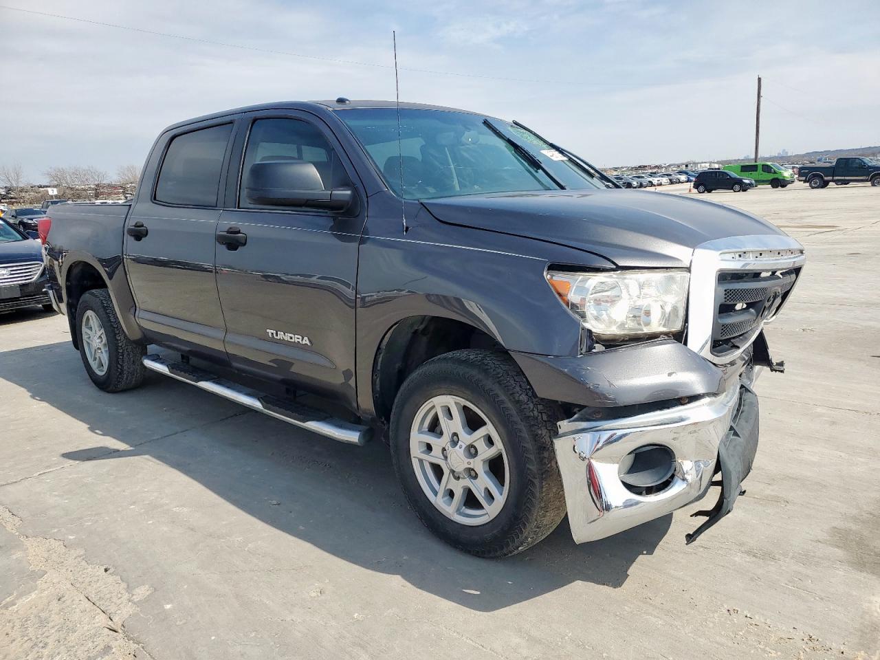 5TFEM5F11DX057859 2013 Toyota Tundra Crewmax Sr5