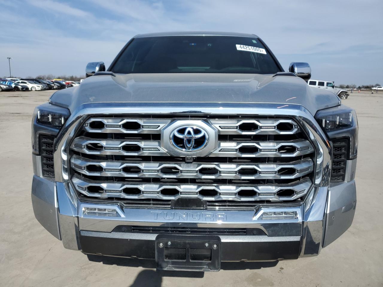 2024 Toyota Tundra Crewmax Platinum VIN: 5TFMC5EC4RX004405 Lot: 44251005