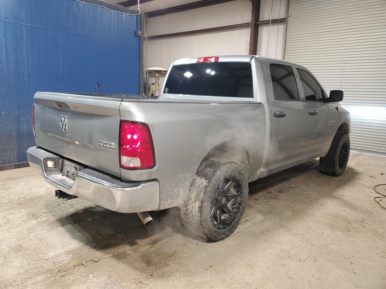 2021 Ram 1500 Classic Tradesman VIN: 3C6RR7KG1MG713885 Lot: 46315315