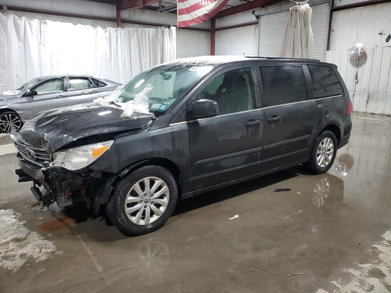 2012 Volkswagen Routan Se VIN: 2C4RVABG1CR355097 Lot: 44492545