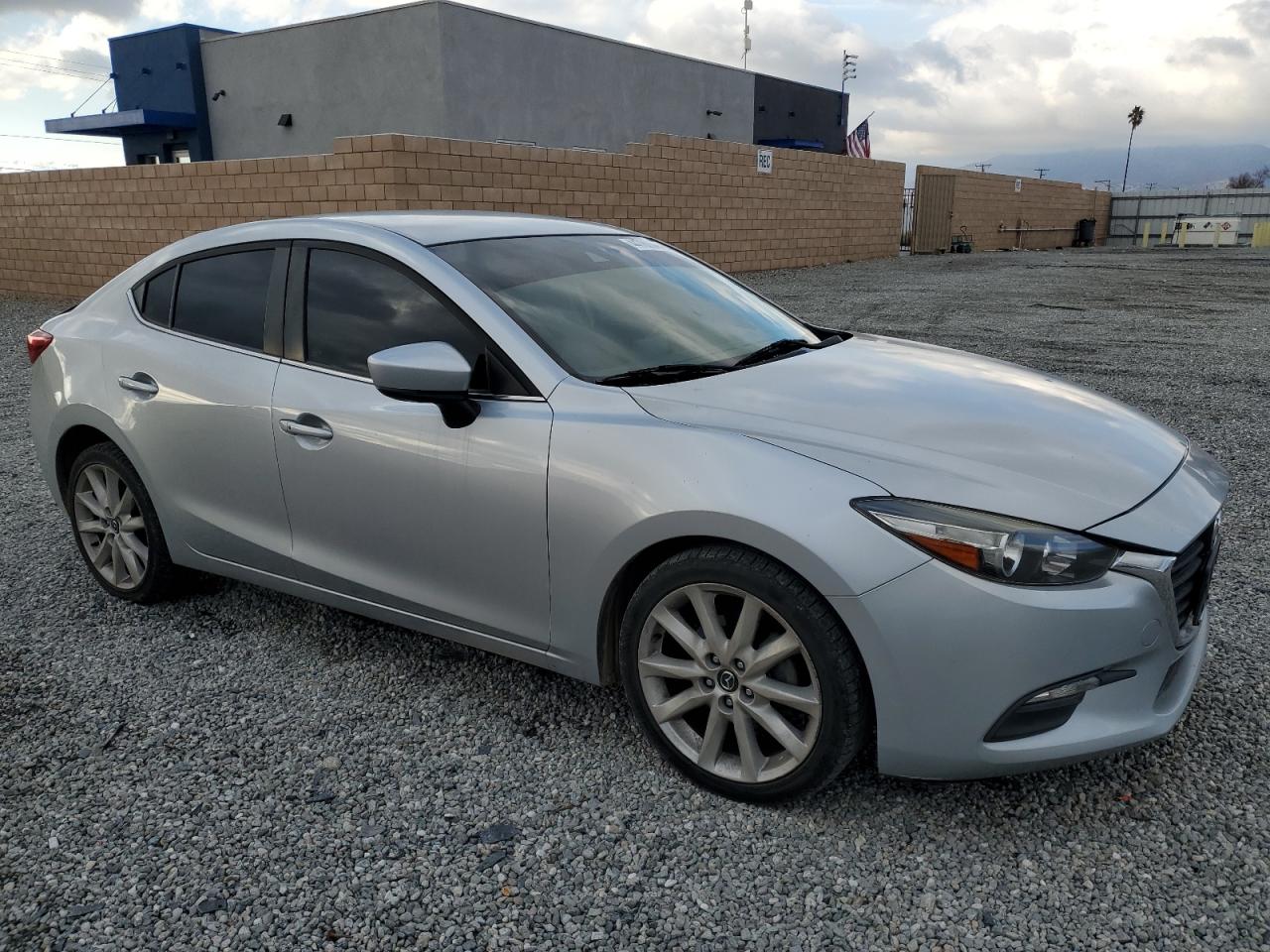 2017 Mazda 3 Touring VIN: JM1BN1V7XH1104734 Lot: 44780005