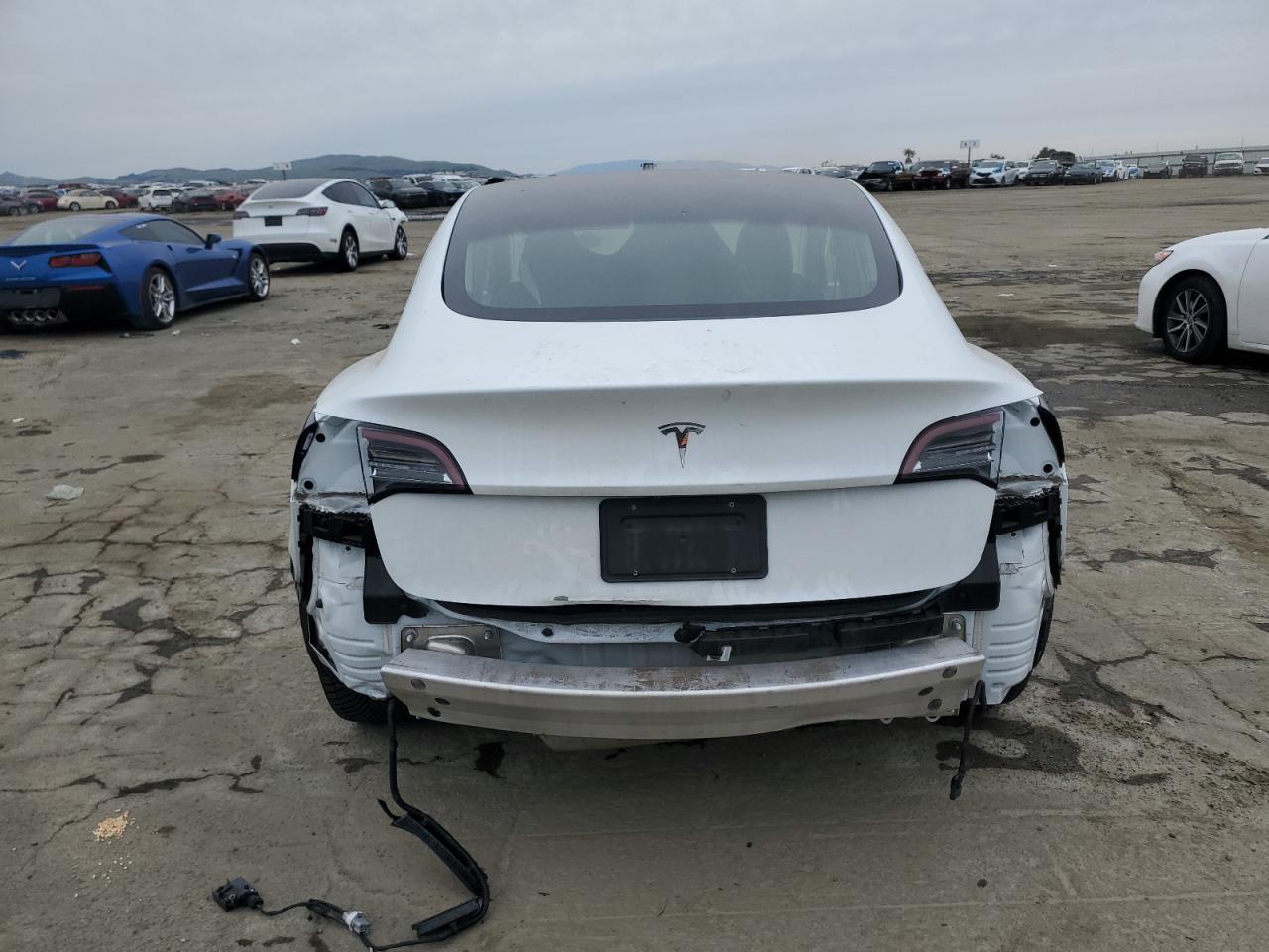 5YJ3E1EA8KF338398 2019 Tesla Model 3