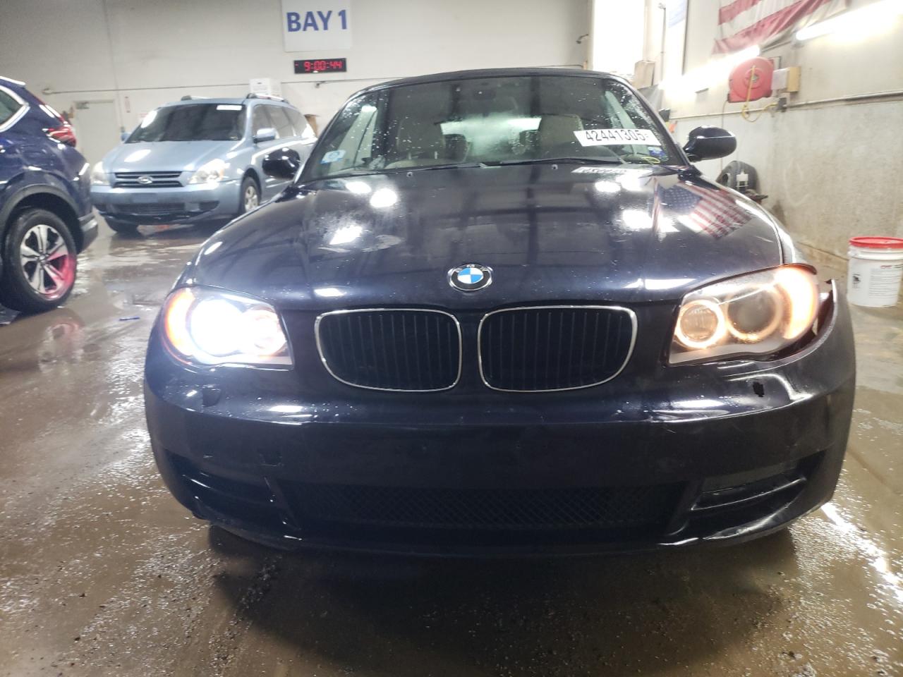 2009 BMW 128 I VIN: WBAUL73589VJ75084 Lot: 42441305