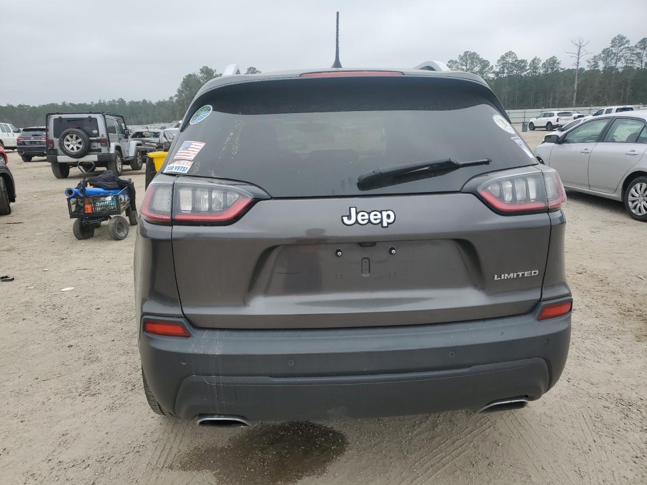 2019 Jeep Cherokee Limited VIN: 1C4PJLDB7KD242885 Lot: 44693045