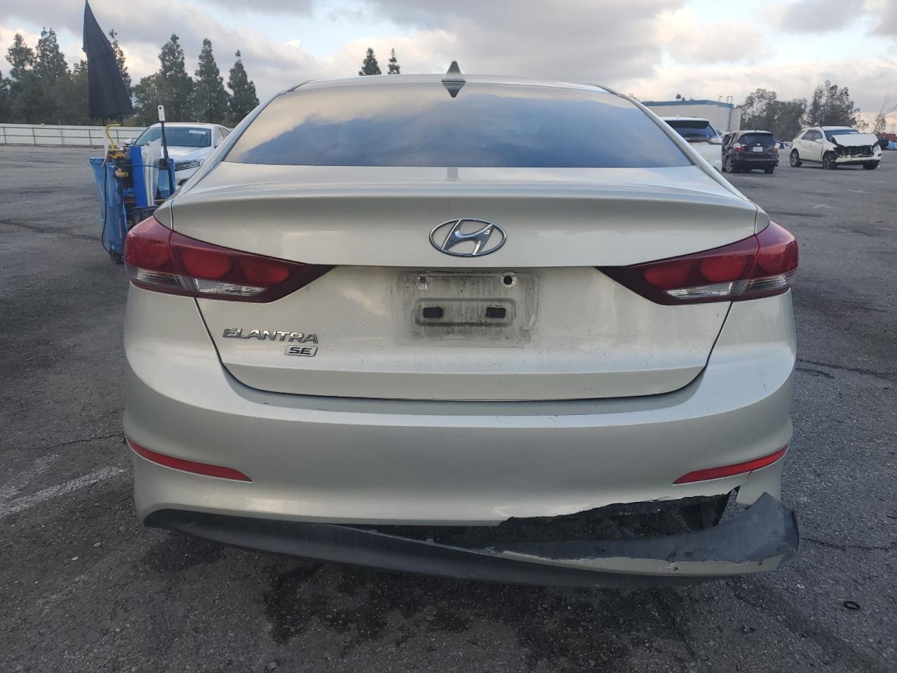 5NPD74LF1HH166059 2017 Hyundai Elantra Se