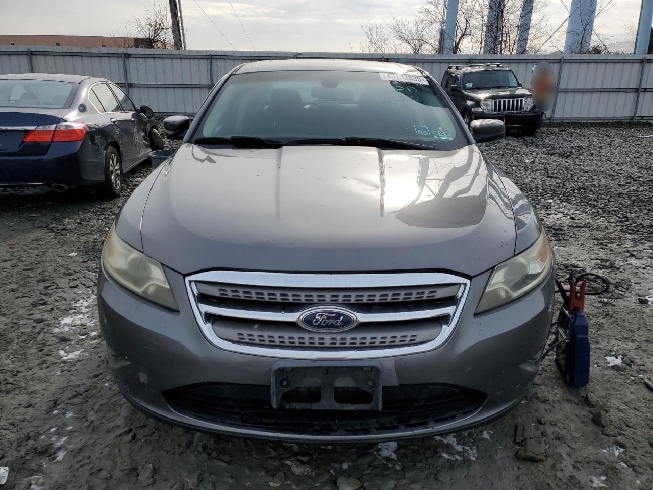 2011 Ford Taurus Sel VIN: 1FAHP2EW6BG126810 Lot: 43732835