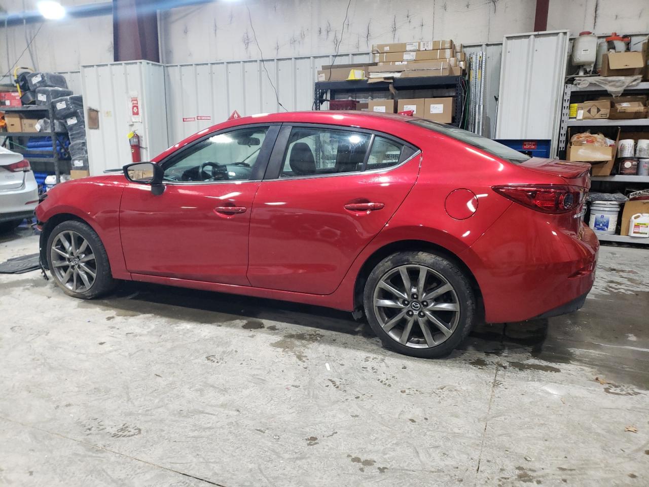 2018 Mazda 3 Touring VIN: 3MZBN1V30JM187660 Lot: 44740785