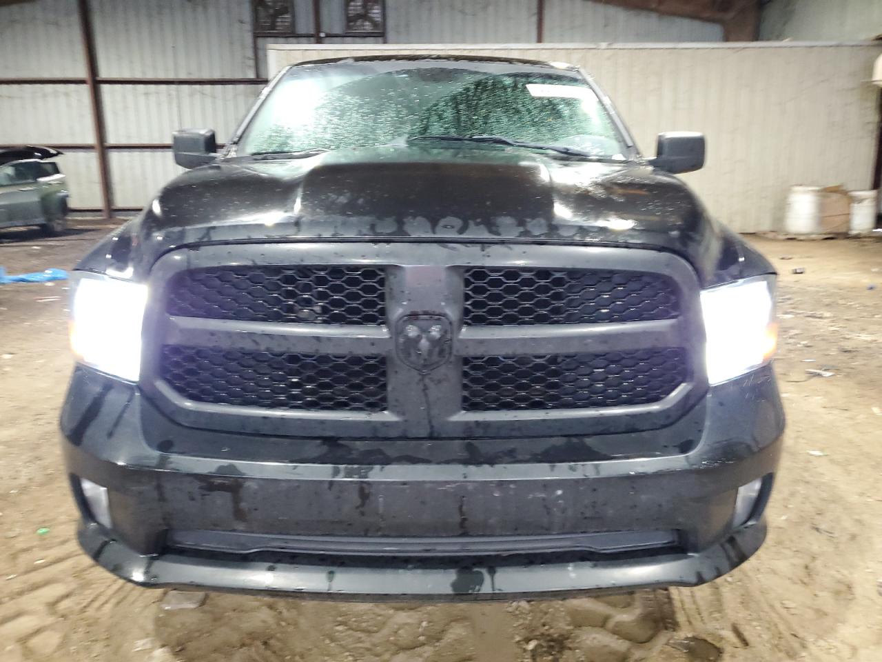 1C6RR7FT1HS806847 2017 Ram 1500 St