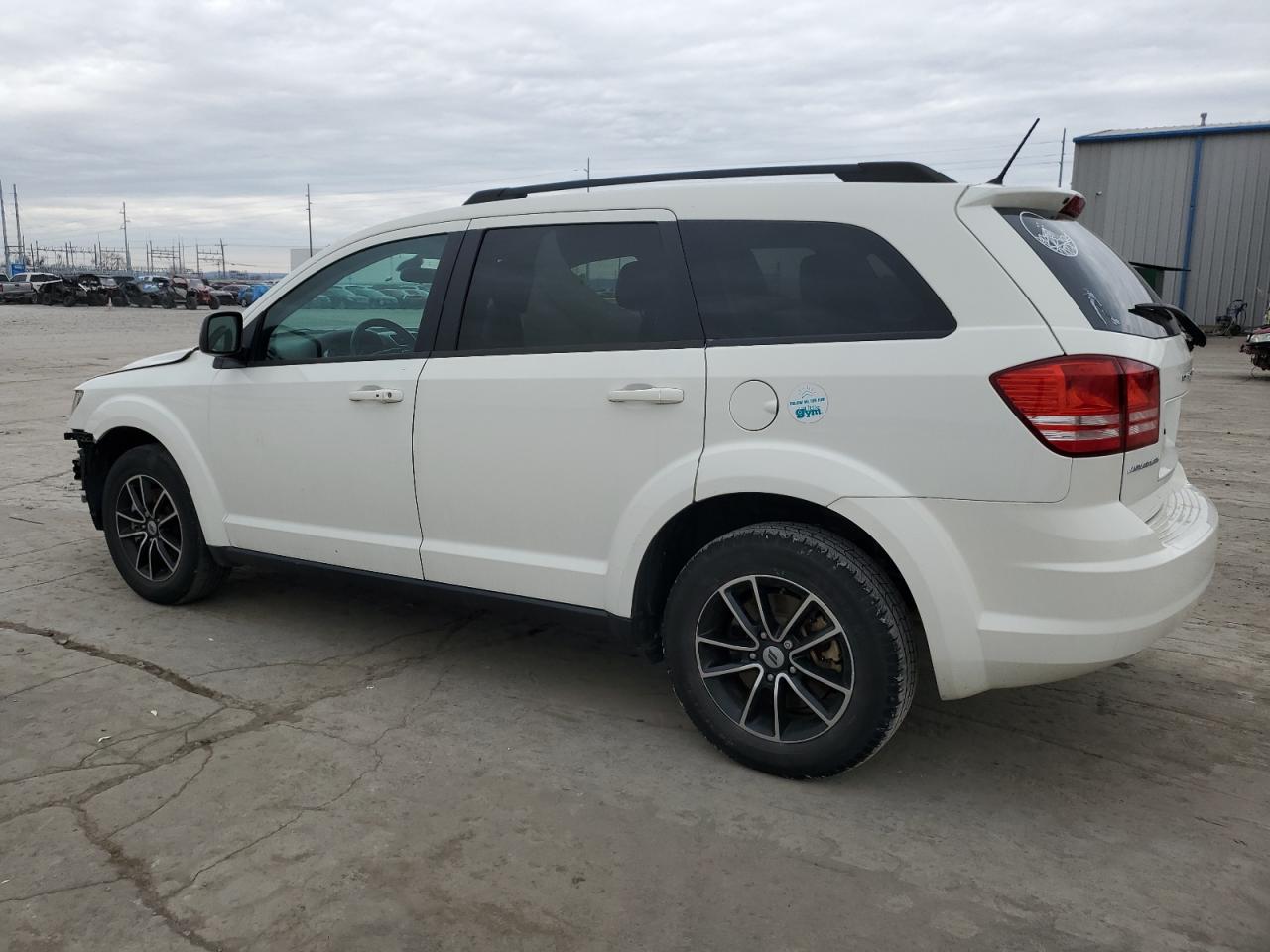 3C4PDCABXJT322735 2018 Dodge Journey Se