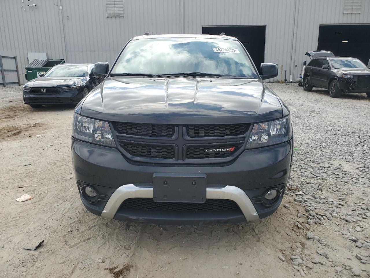 3C4PDCGB9LT268838 2020 Dodge Journey Crossroad