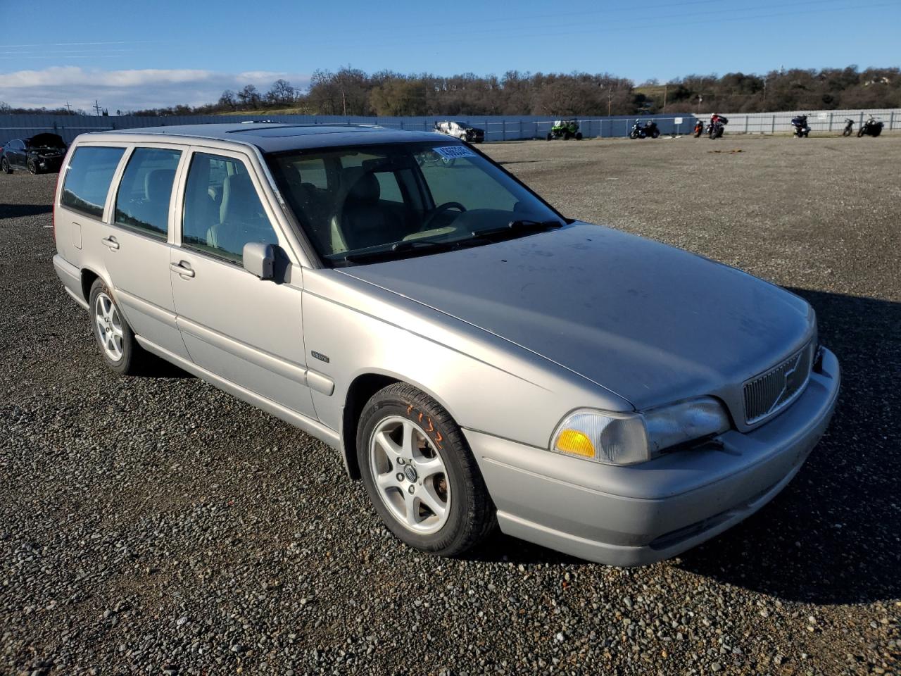 1998 Volvo V70 Glt VIN: YV1LW5679W2527717 Lot: 43663345