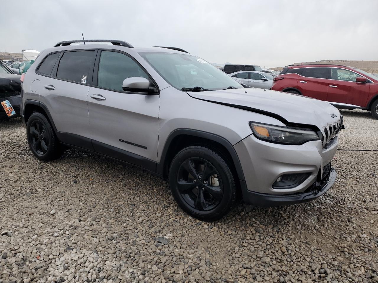 2019 Jeep Cherokee Latitude Plus VIN: 1C4PJMLX2KD282245 Lot: 43073705