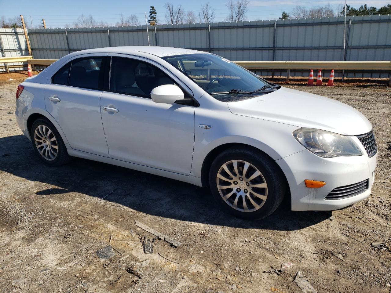 2013 Suzuki Kizashi Se VIN: JS2RE9A31D6100137 Lot: 45660795