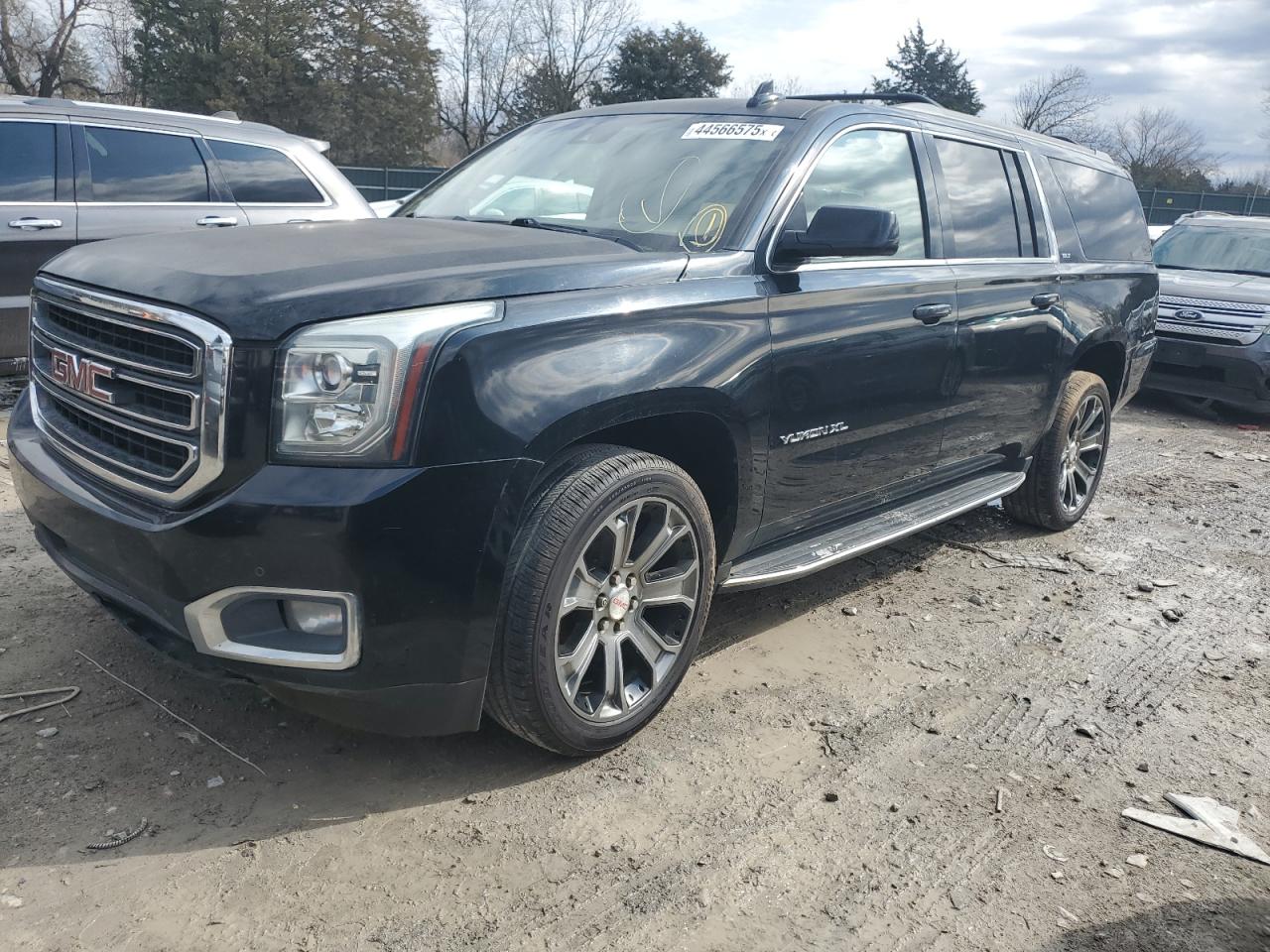 2016 GMC Yukon Xl C1500 Slt VIN: 1GKS1GKC3GR370200 Lot: 44566575