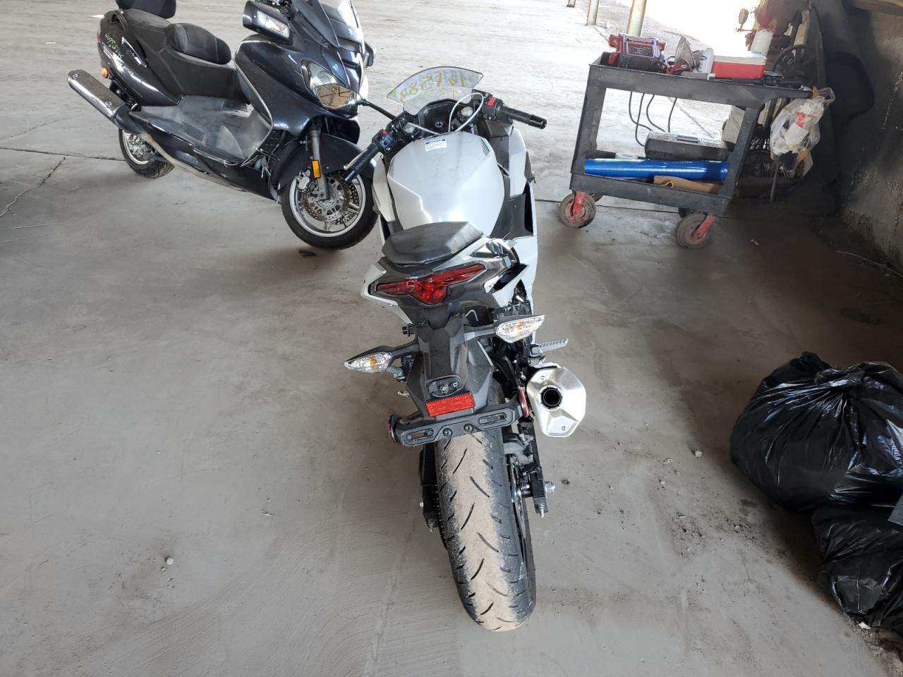 2025 Kawasaki Ex500 H VIN: ML5EXGH13SDA43702 Lot: 46158395