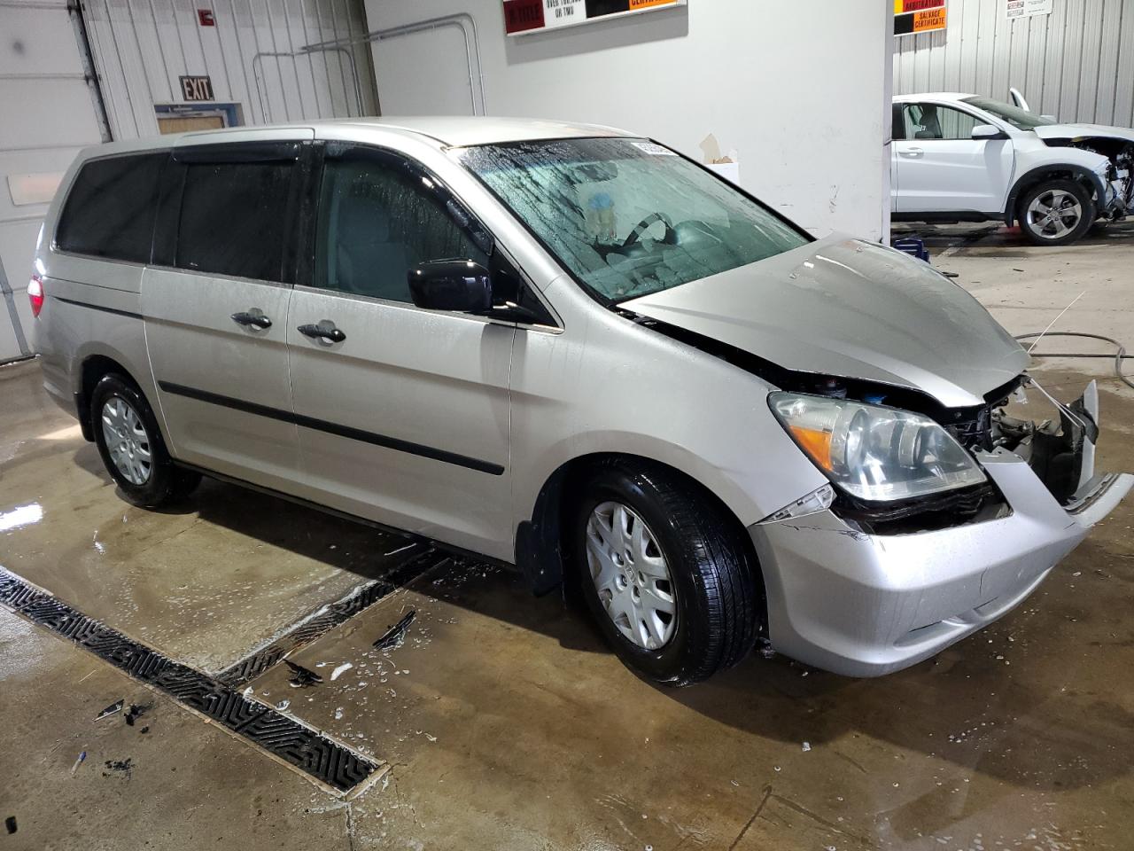 2007 Honda Odyssey Lx VIN: 5FNRL38247B099973 Lot: 45268405