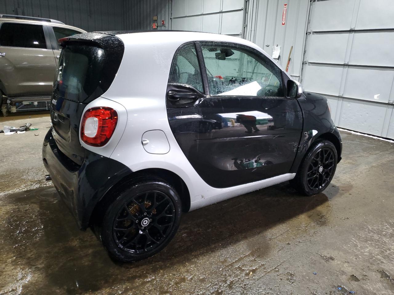 2016 Smart Fortwo VIN: WMEFJ5DA9GK067011 Lot: 46152325