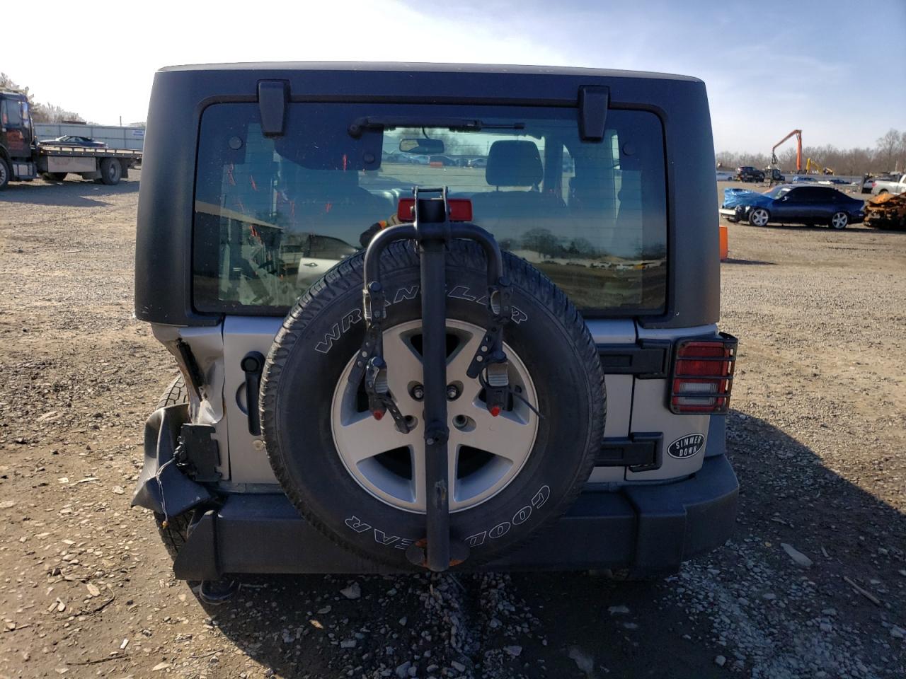 1C4GJWAG4DL606173 2013 Jeep Wrangler Sport