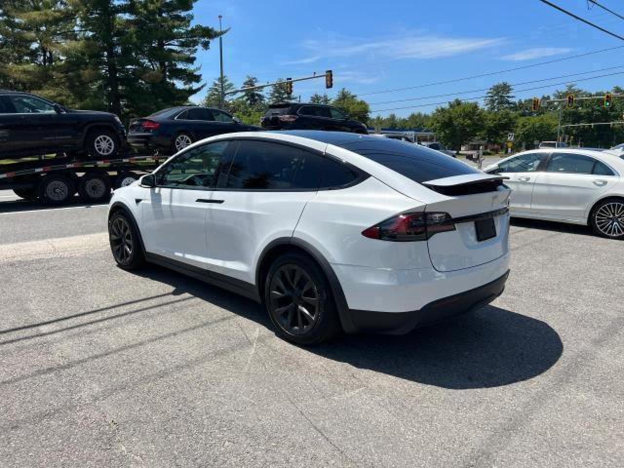 2022 Tesla Model X VIN: 7SAXCBE6XNF331503 Lot: 47234835