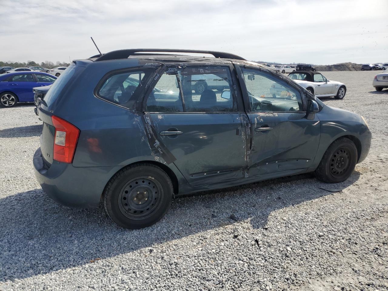 2009 Kia Rondo Base VIN: KNAFG528X97260011 Lot: 45168785