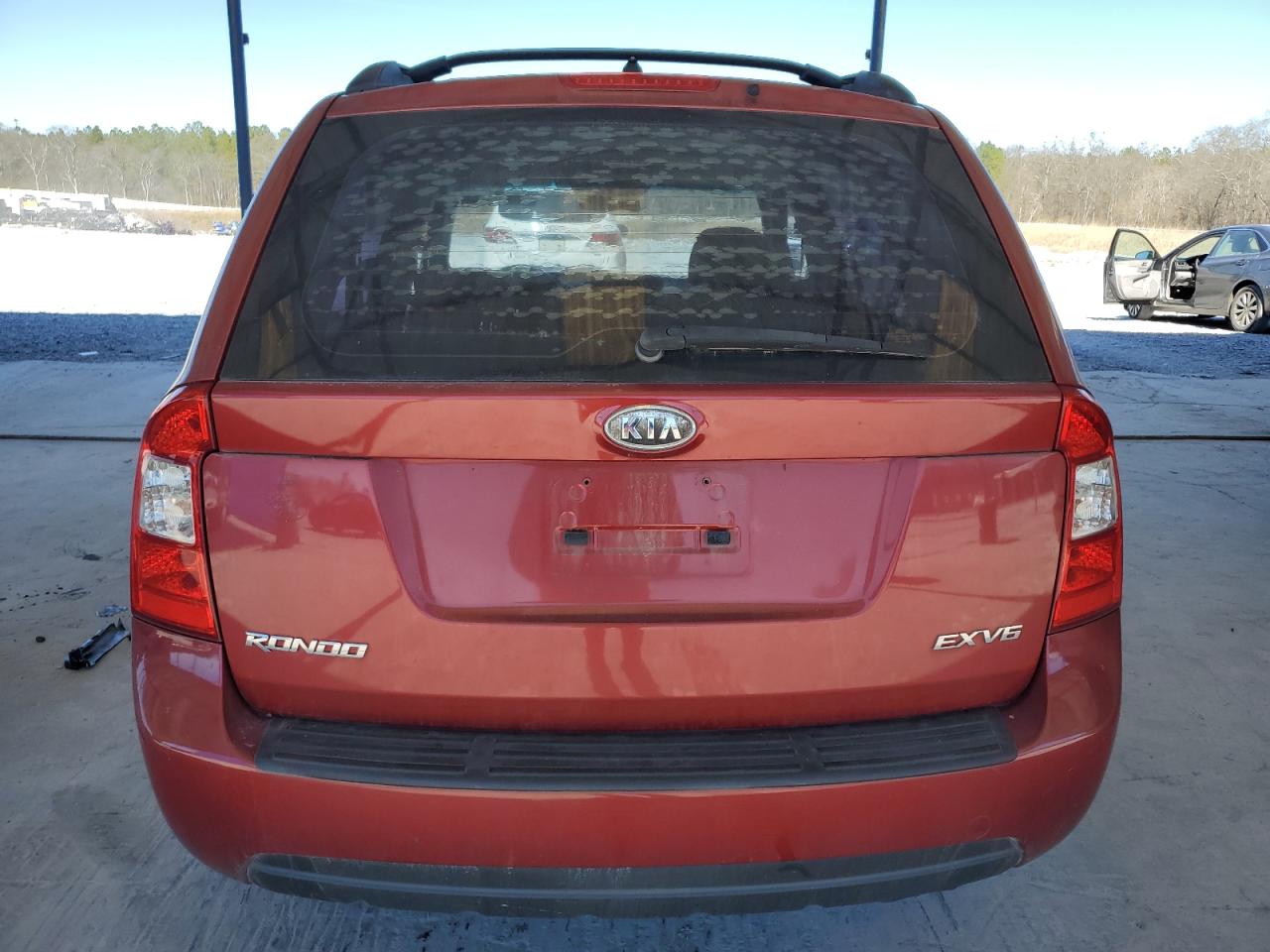 2008 Kia Rondo Lx VIN: KNAFG526687209697 Lot: 47199525