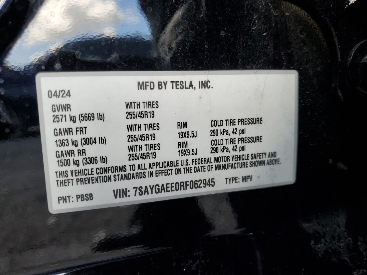 7SAYGAEE0RF062945 2024 Tesla Model Y