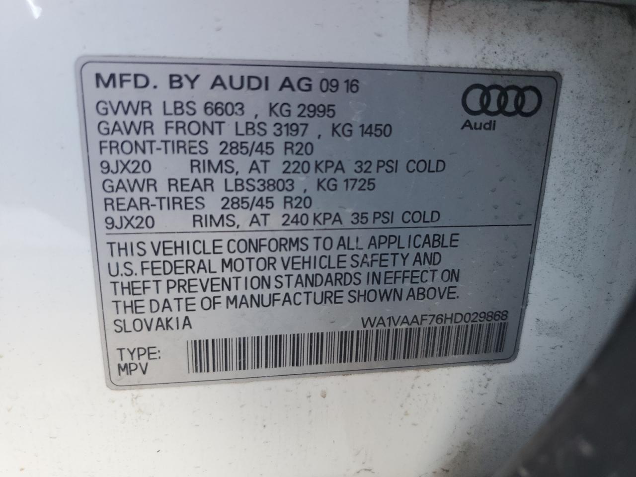 WA1VAAF76HD029868 2017 Audi Q7 Prestige