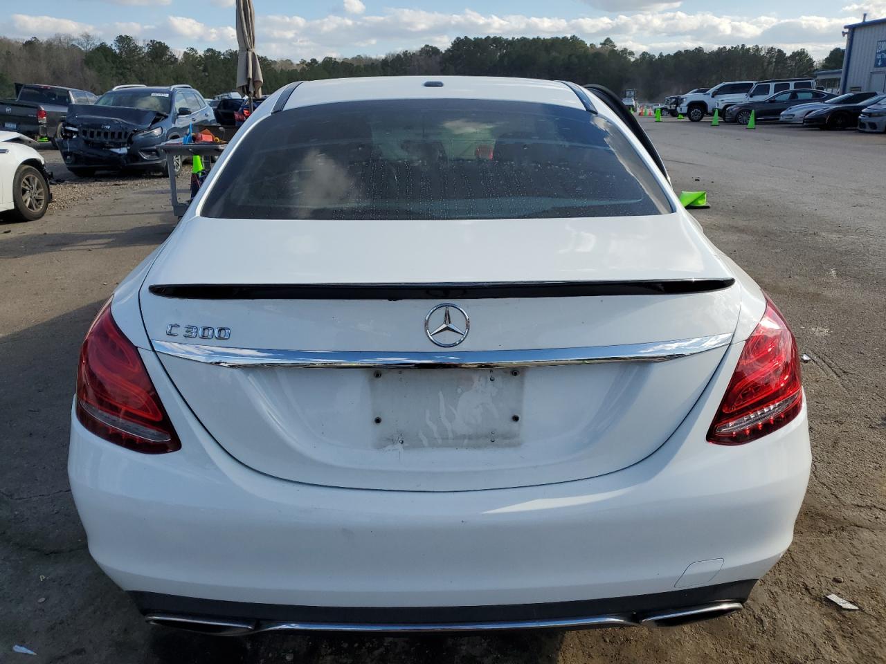 2015 Mercedes-Benz C 300 VIN: 55SWF4JB2FU044929 Lot: 44148895