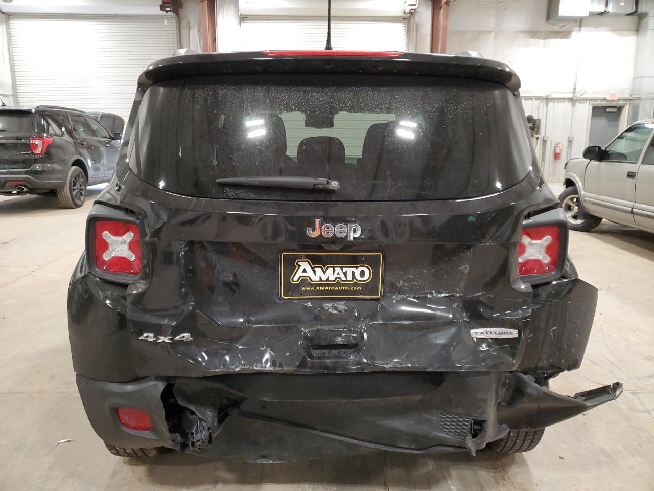 ZACNJDB14NPN53782 2022 Jeep Renegade Latitude