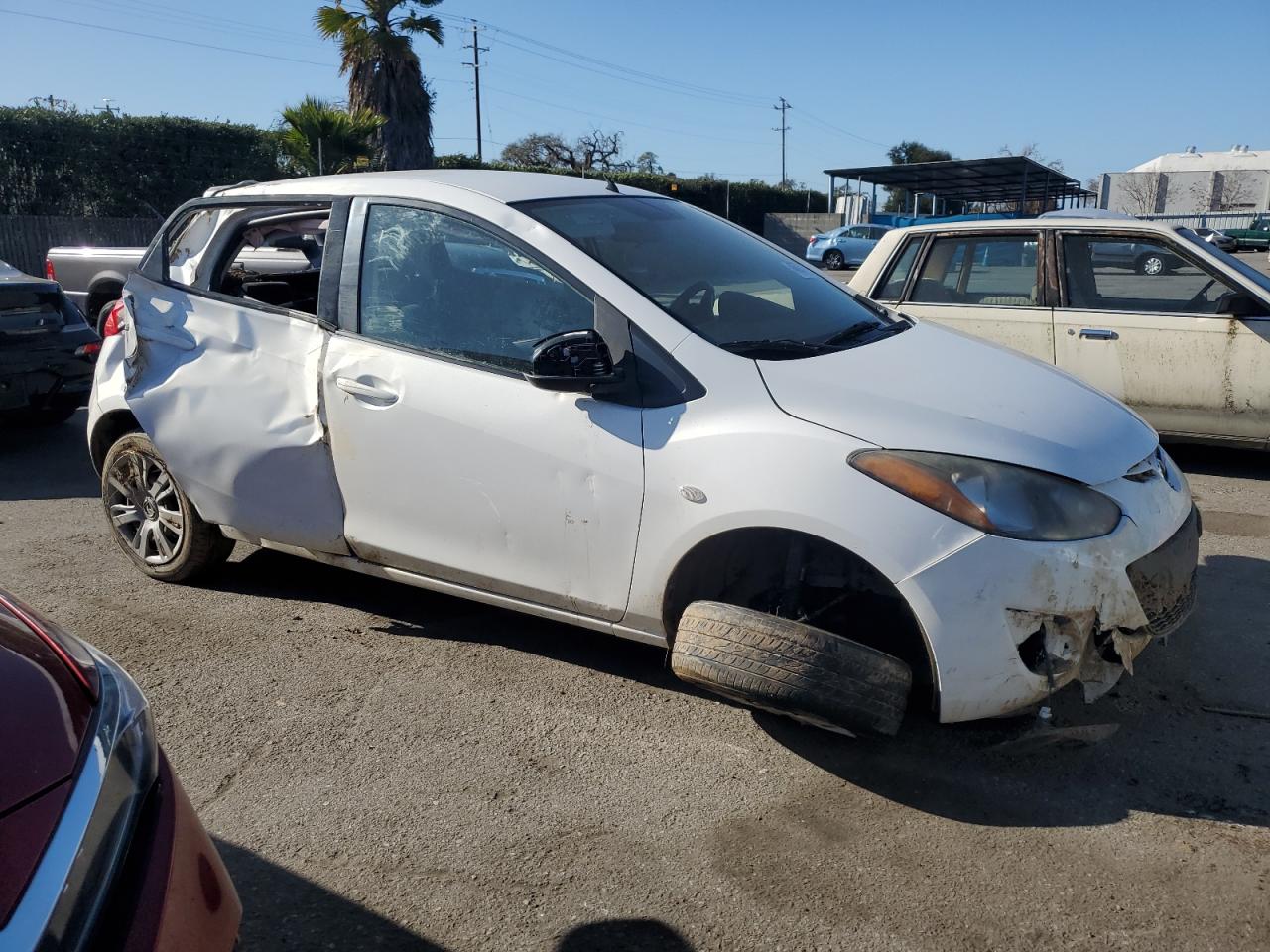 2013 Mazda Mazda2 VIN: JM1DE1KZ2D0153084 Lot: 46833755