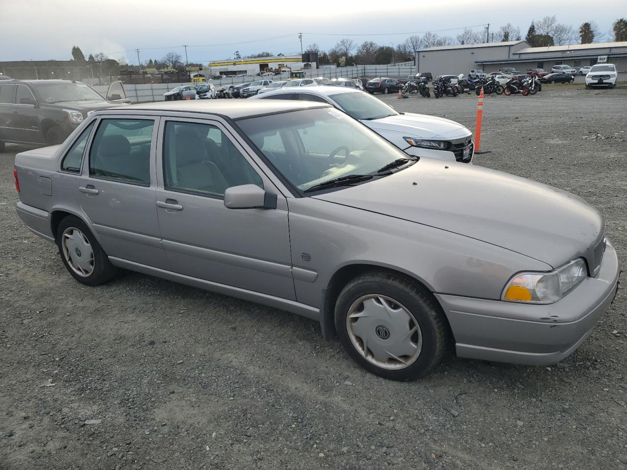 YV1LS55A2X1587936 1999 Volvo S70