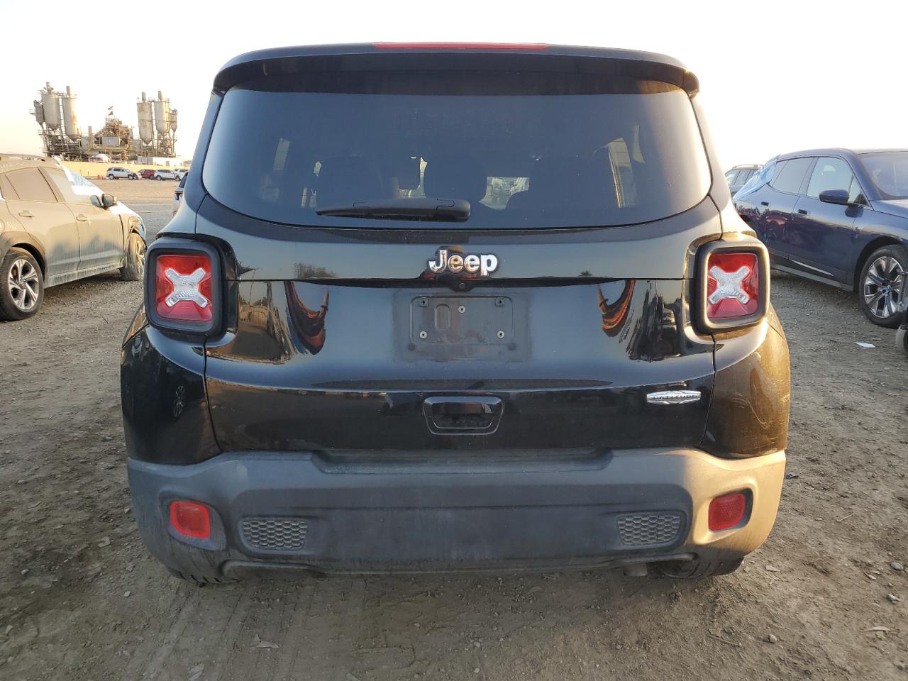 ZACNJABB0KPK61792 2019 Jeep Renegade Latitude