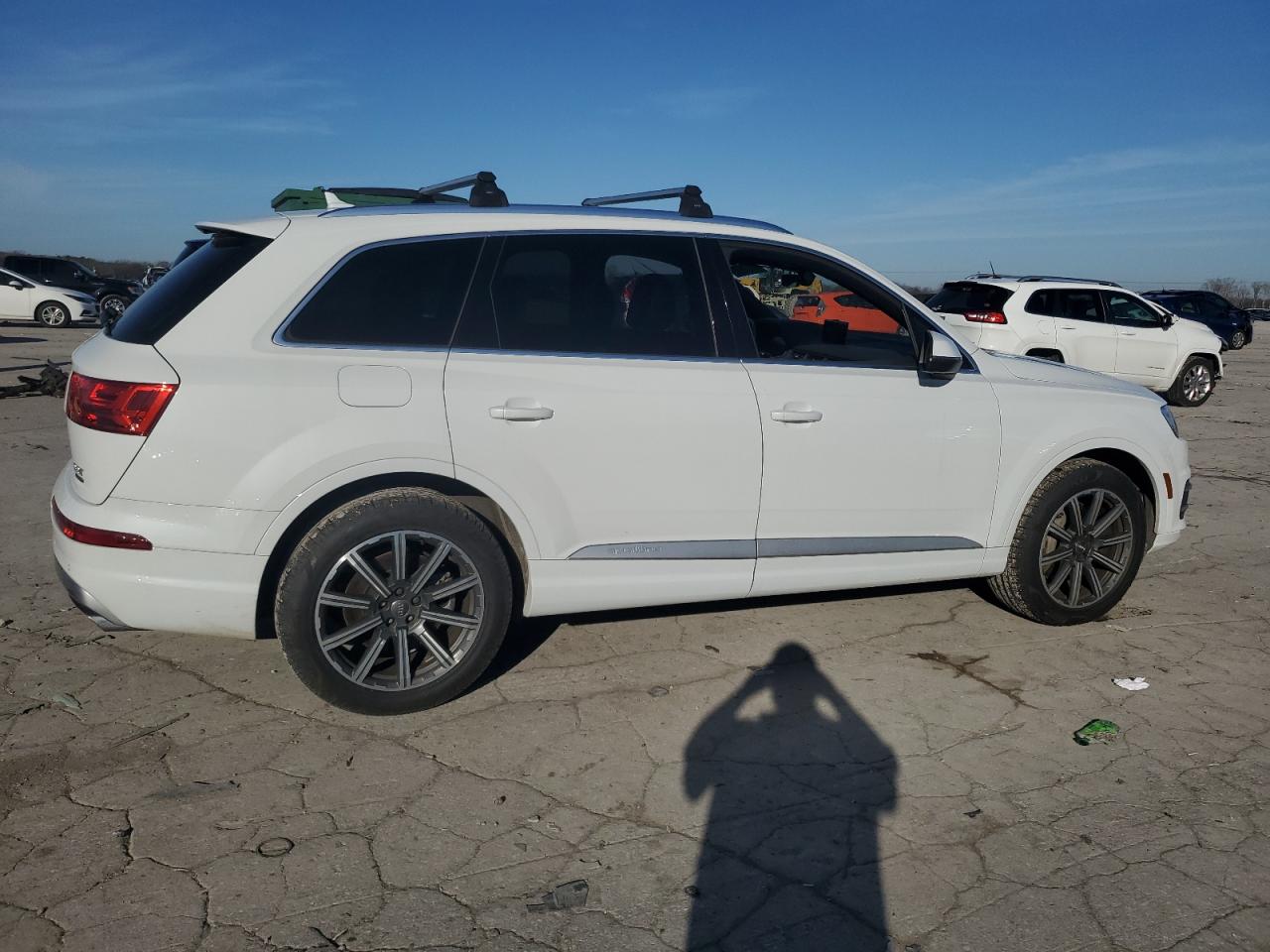 WA1VAAF76HD029868 2017 Audi Q7 Prestige