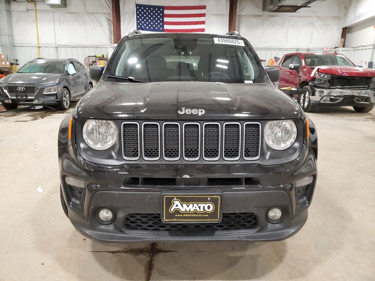 ZACNJDB14NPN53782 2022 Jeep Renegade Latitude