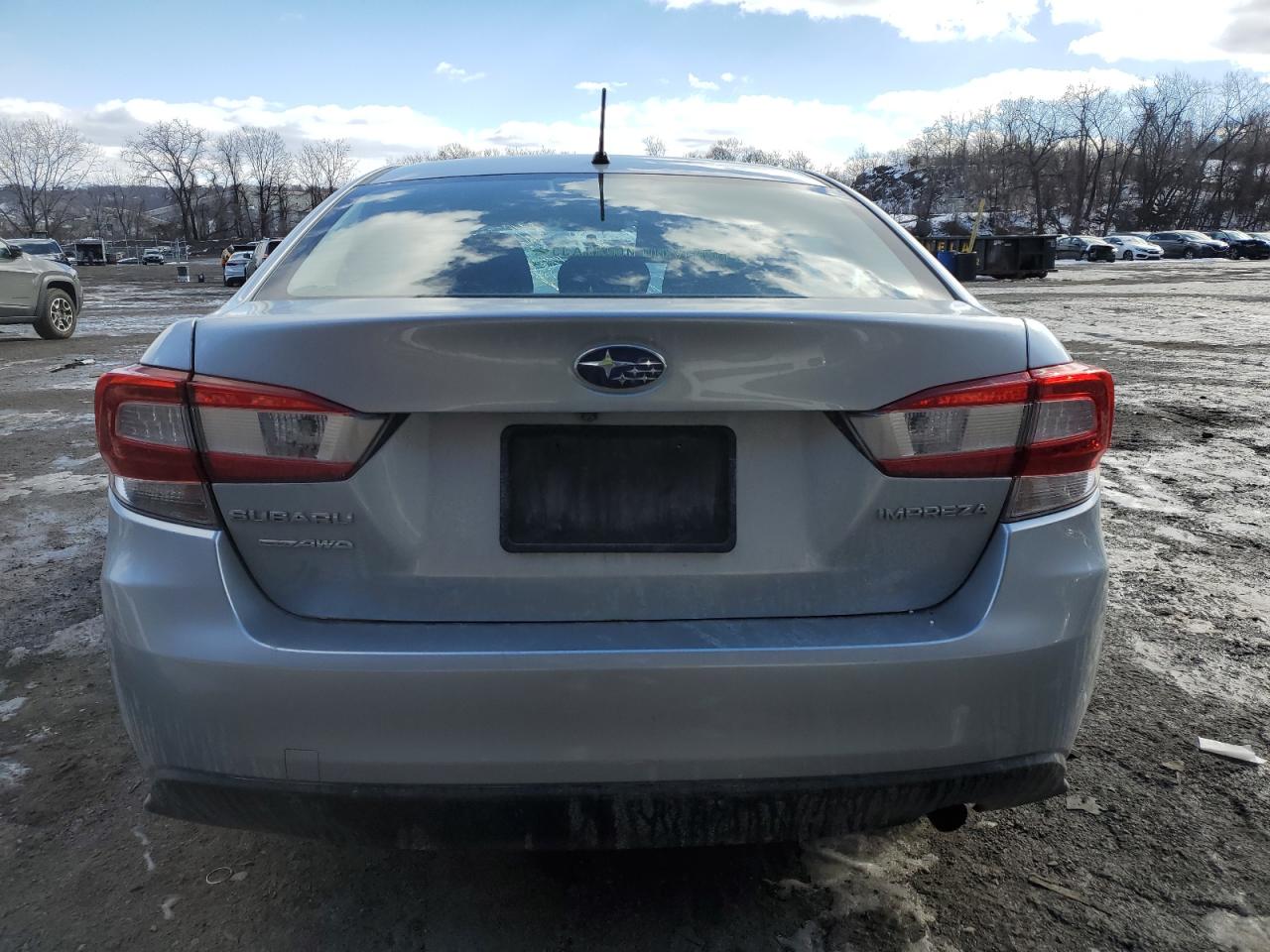 2018 Subaru Impreza VIN: 4S3GKAA69J3621402 Lot: 45344695