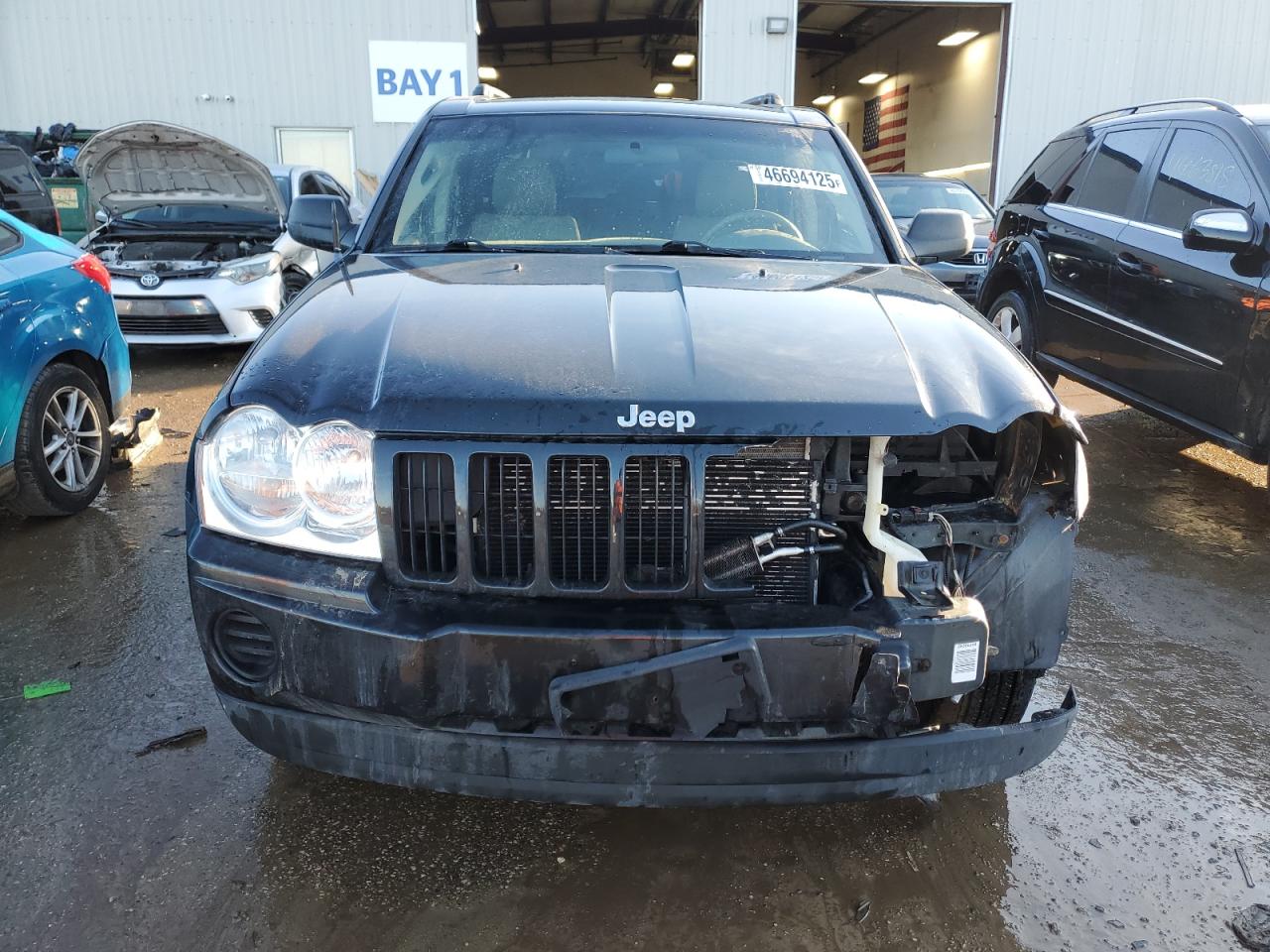 2005 Jeep Grand Cherokee Laredo VIN: 1J4GR48KX5C668681 Lot: 46694125